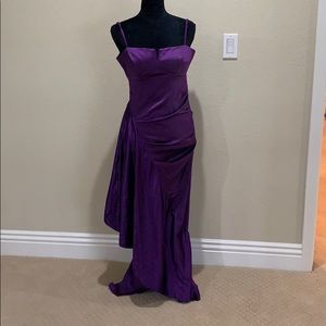 Never Worn Nicole Miller evening gown
